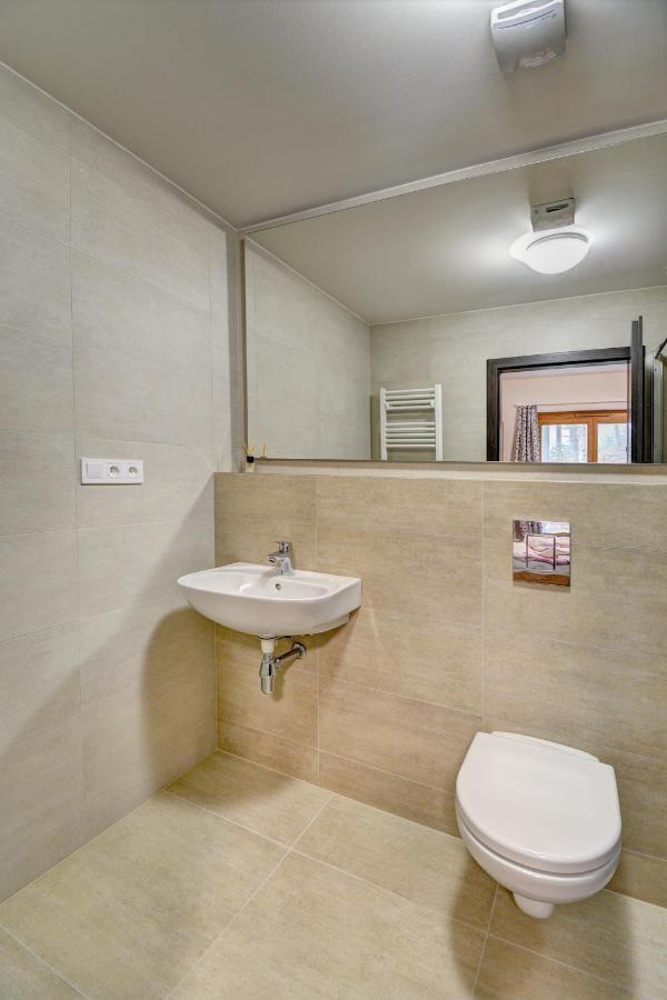 Apartmány Sunny Lipno Lipno nad Vltavou Kültér fotó